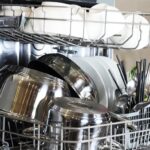 Máy rửa bát có rửa được nồi không? Những lưu ý quan trọng để làm sạch hiệu quả