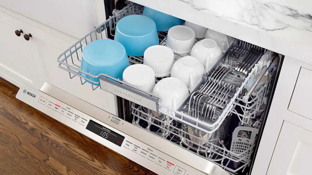 Cách Xếp Bát Vào Máy Rửa Bát Giúp Rửa Được Nhiều và Cực Sạch