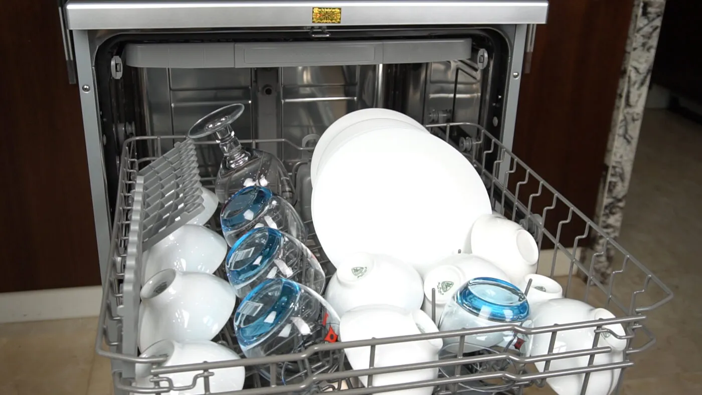 Cách Xếp Bát Vào Máy Rửa Bát Giúp Rửa Được Nhiều Và Cực Sạch