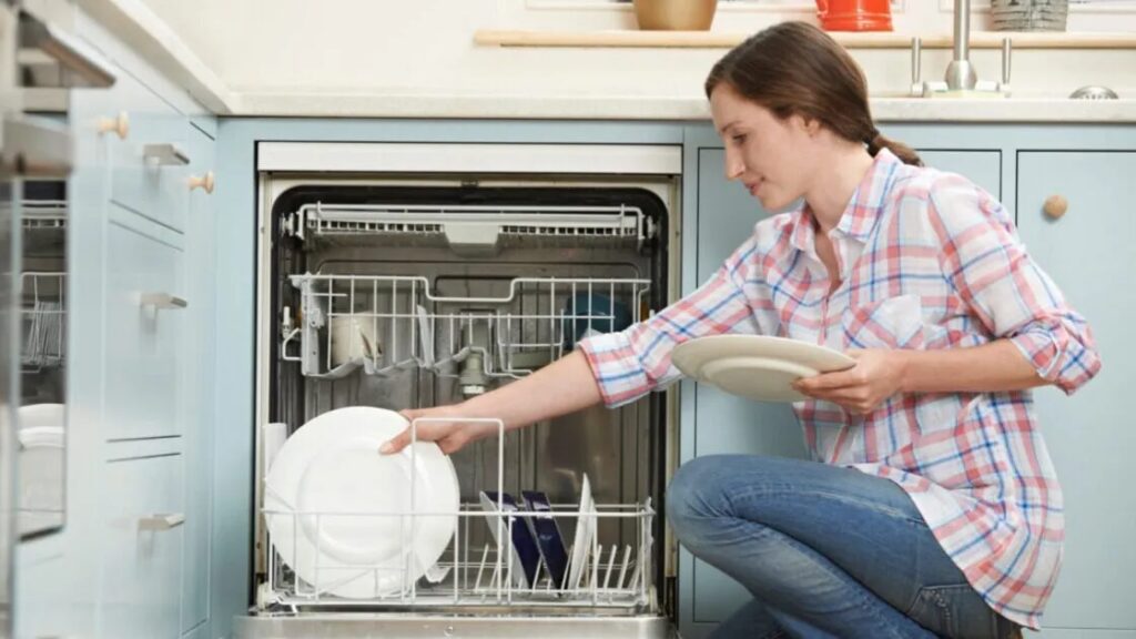 Hướng dẫn cách sử dụng máy rửa bát hiệu quả, bền đẹp và lưu ý quan trọng