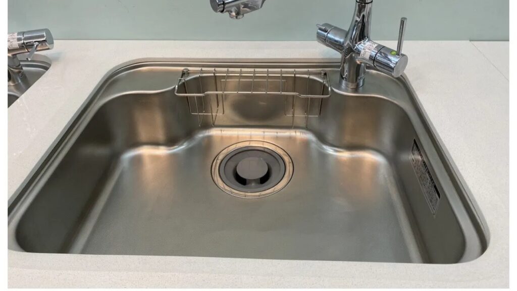 Chậu Rửa Bát 1 Hố Loại Nào Tốt? Ưu và Nhược Điểm Của Chậu Rửa Đơn