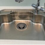 Chậu Rửa Bát 1 Hố Loại Nào Tốt? Ưu và Nhược Điểm Của Chậu Rửa Đơn